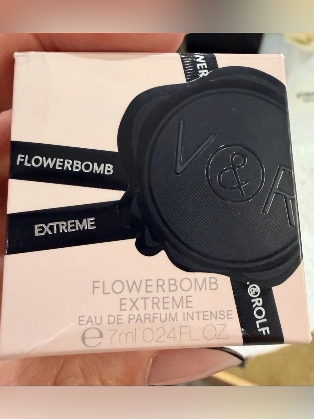 Viktor & Rolf Flowerbomb Extreme Eau de Parfum - 7 ml dabber - NIB - Picture 3 of 5